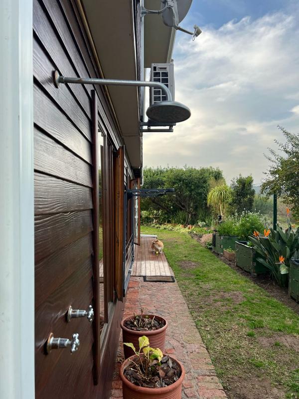 To Let 4 Bedroom Property for Rent in Sedgefield Rural Western Cape